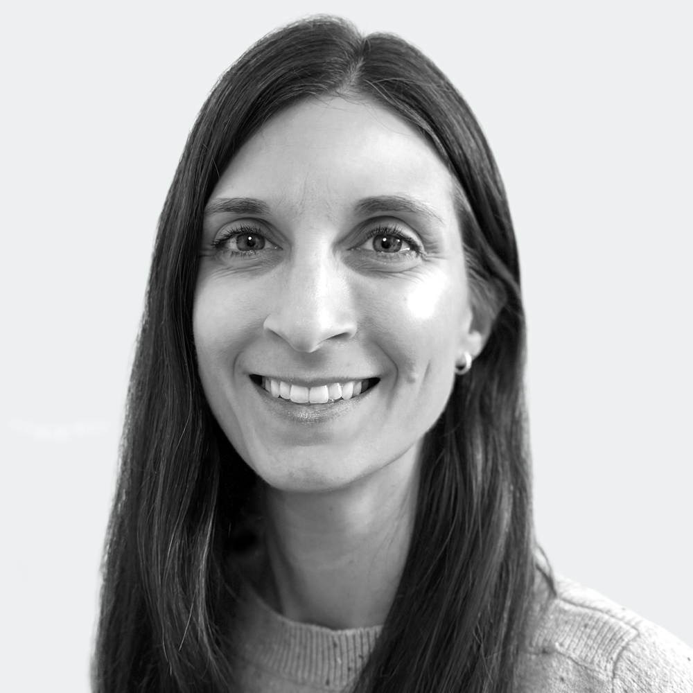 Headshot of Alexis Coburn